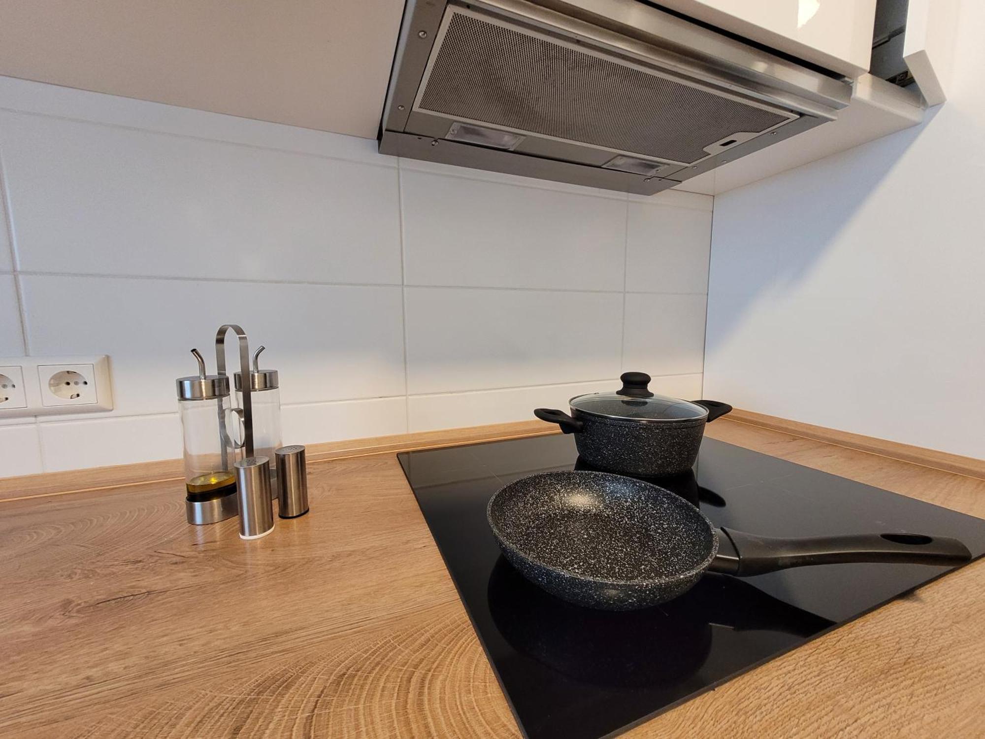 Living Flat, Eine Wohnung Mit Zwei Schlafzimmern Und Balkon Schorndorf  Exterior foto