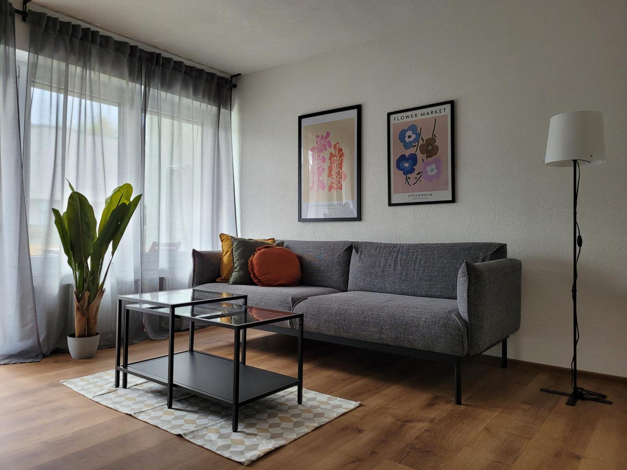 Living Flat, Eine Wohnung Mit Zwei Schlafzimmern Und Balkon Schorndorf  Exterior foto