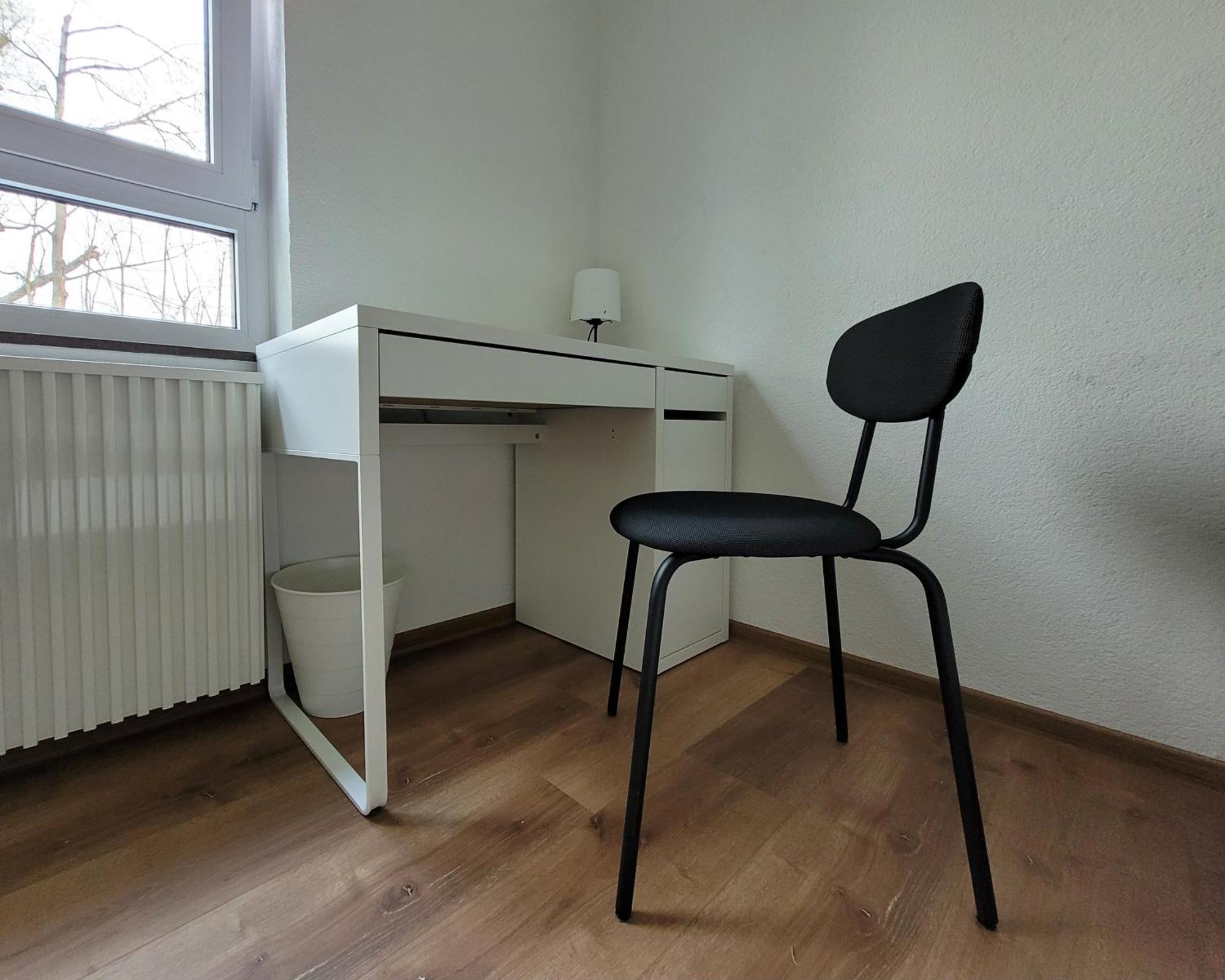 Living Flat, Eine Wohnung Mit Zwei Schlafzimmern Und Balkon Schorndorf  Exterior foto
