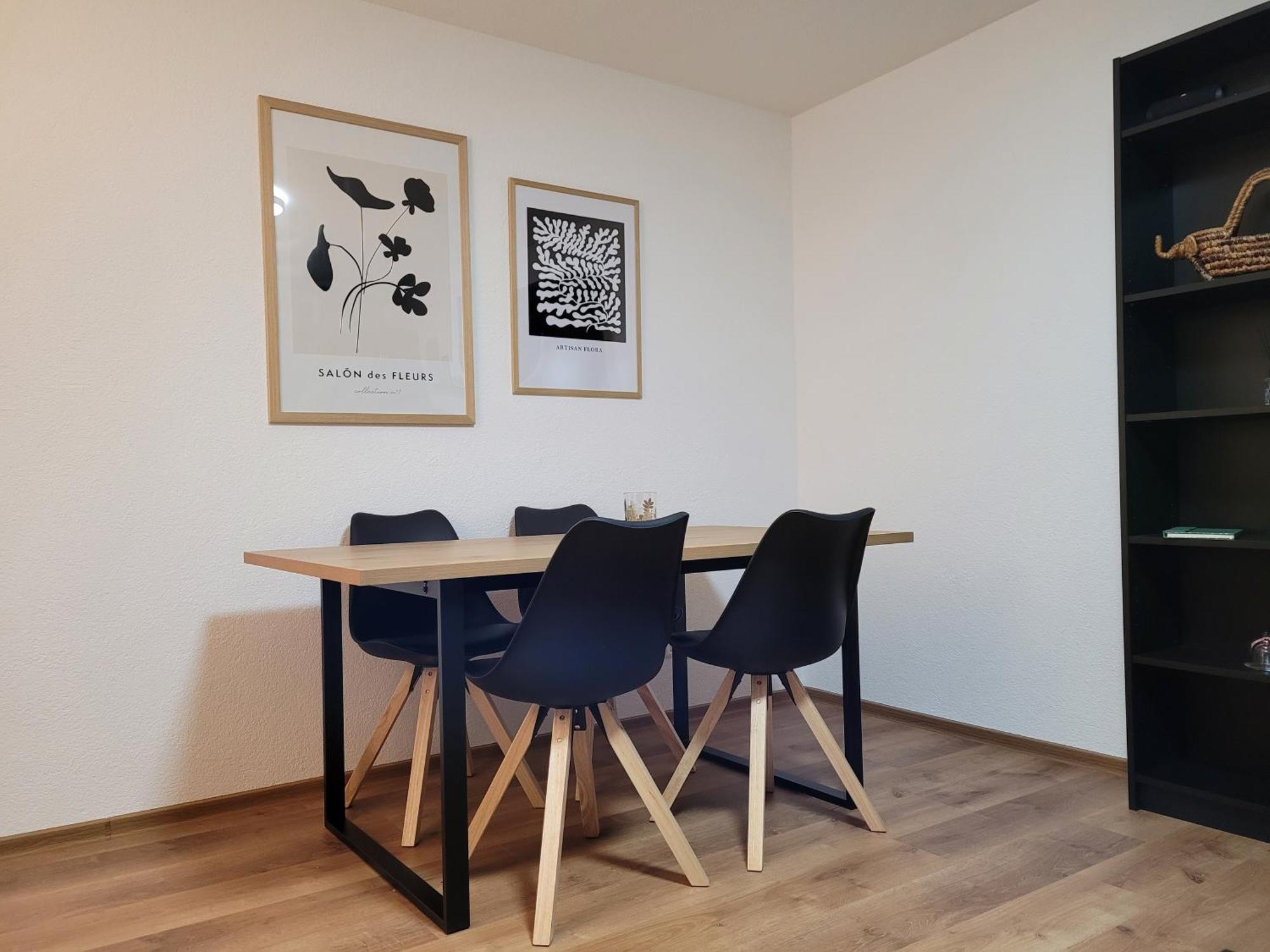 Living Flat, Eine Wohnung Mit Zwei Schlafzimmern Und Balkon Schorndorf  Exterior foto